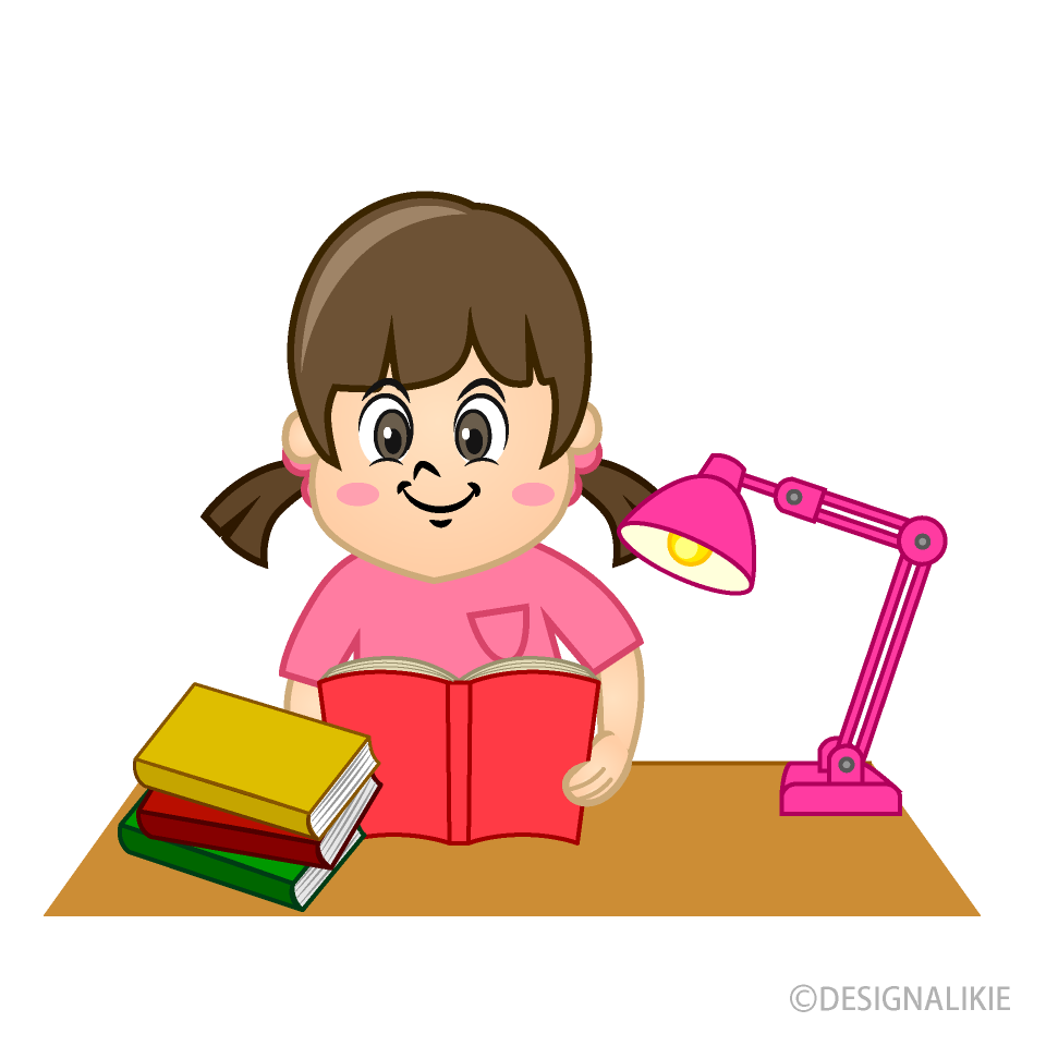 宿題で本を読む女の子