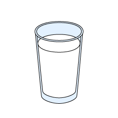 シンプルなコップの牛乳